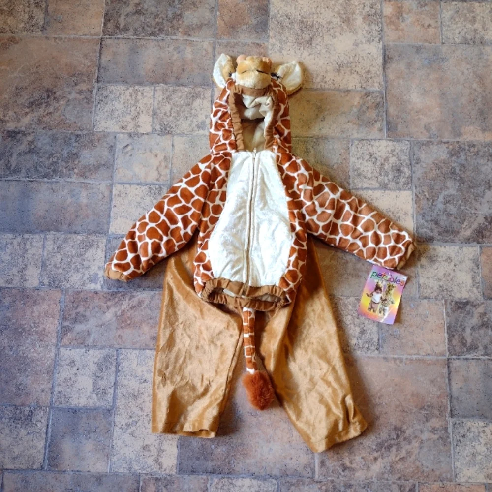 Giraffe Halloween Costume kids size medium BNWT